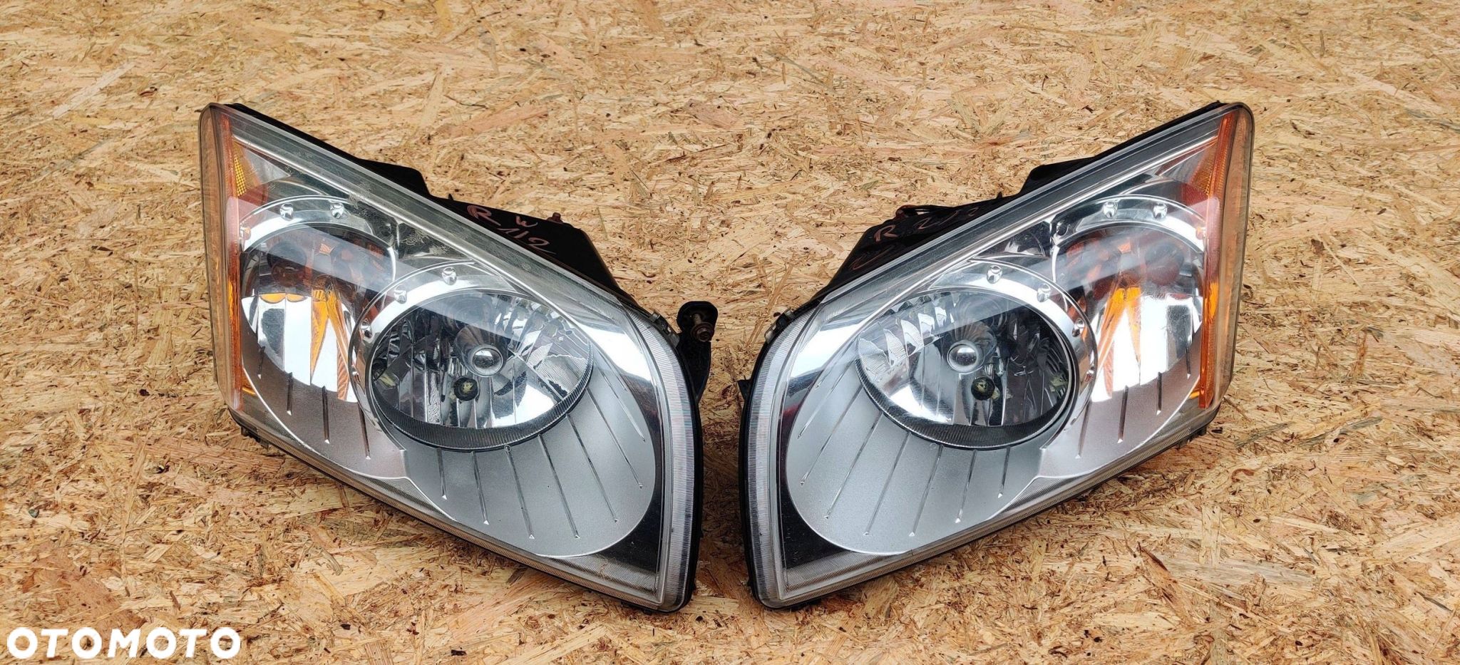 Dodge Caliber 2006 Lampa przednia LEWA PRAWA REFLEKTOR PRZÓD PRAWY LEWY - 1