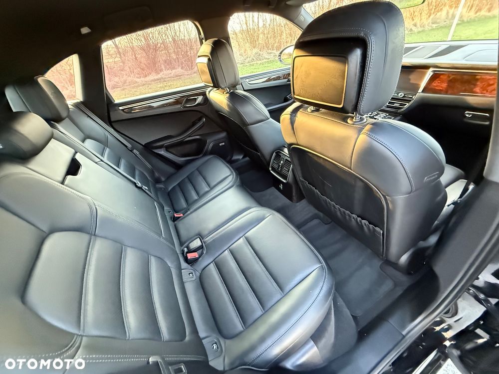Porsche Macan - 26