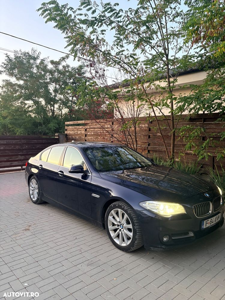 BMW Seria 5 525d Aut. Luxury Line - 17
