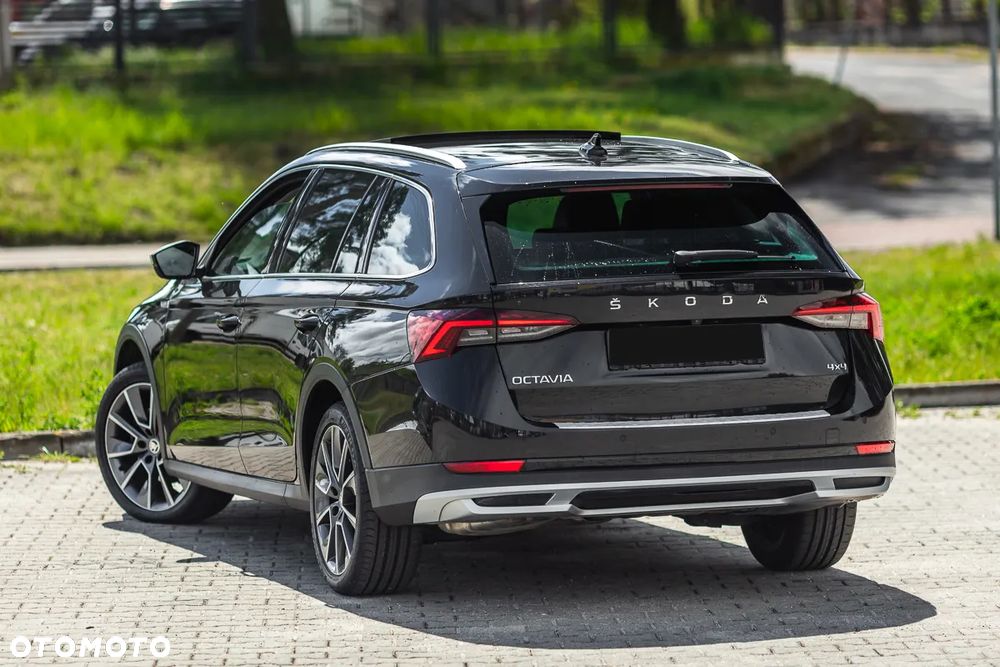 Skoda Octavia 2.0 TDI DSG 4x4 Scout First Edition - 14