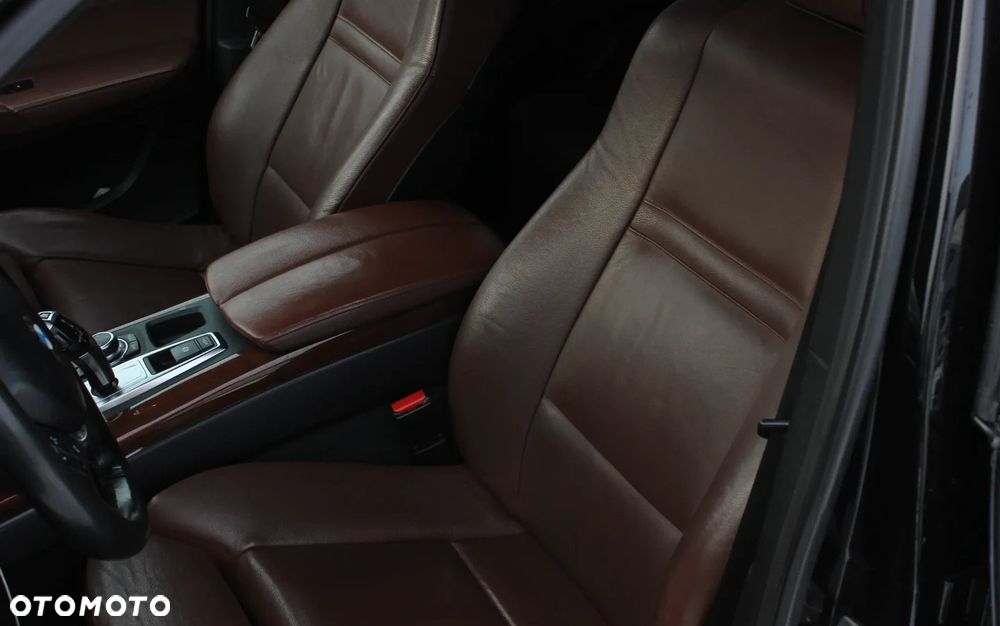 BMW X5 3.5i xDrive - 4