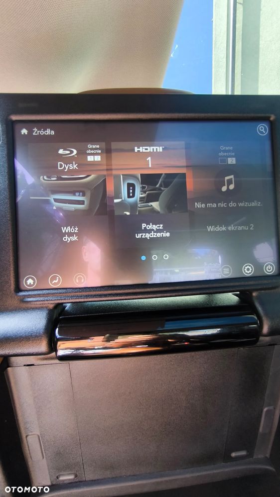 Chrysler Pacifica - 4