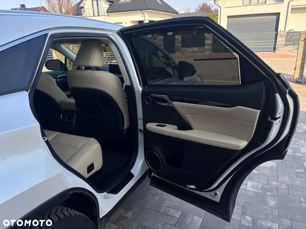 Lexus RX - 18