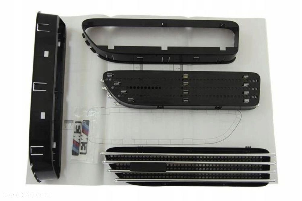 Wloty boczne błotników BMW E46 M3 CHROM - 4