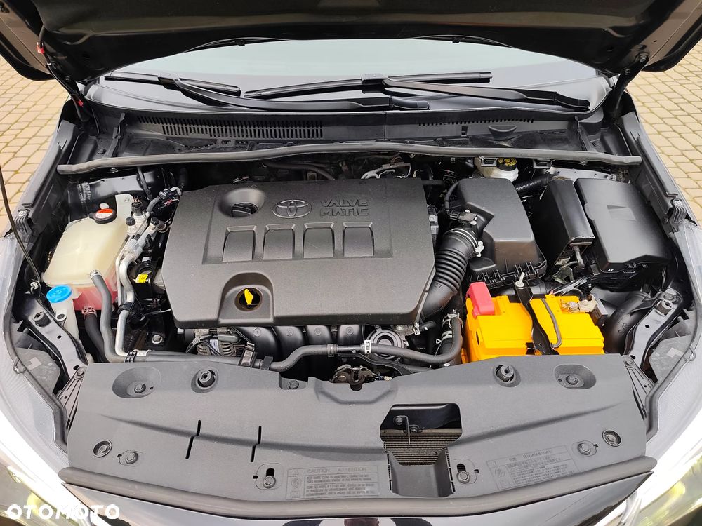 Toyota Avensis - 33