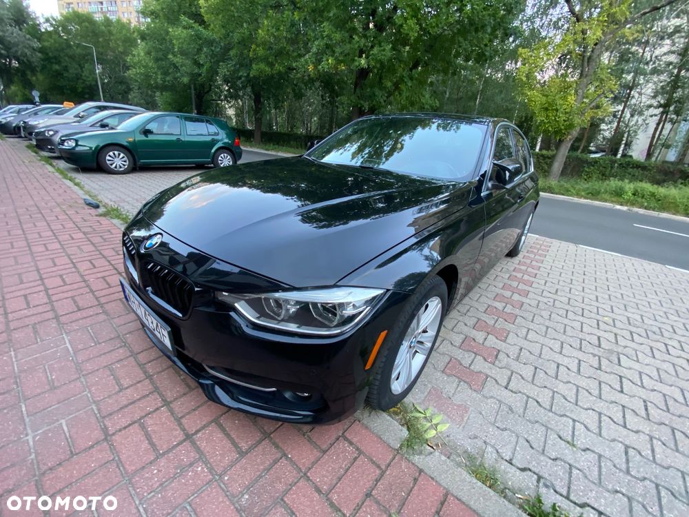 BMW Seria 3 330i xDrive Luxury Line Purity - 1