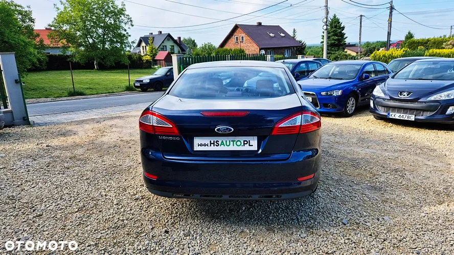 Ford Mondeo 2.0 FF Titanium - 20