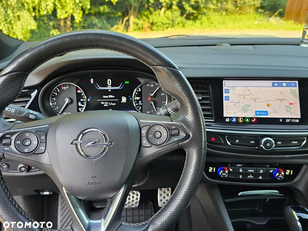 Opel Insignia 2.0 T Business Elegance S&S - 10
