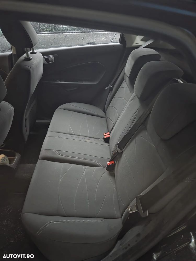 Ford Fiesta - 14