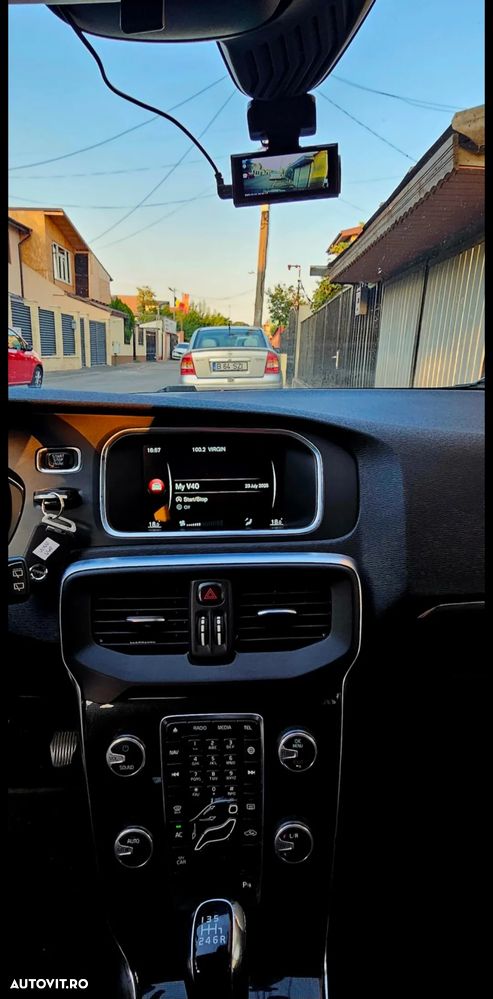 Volvo V40 D2 Momentum - 15