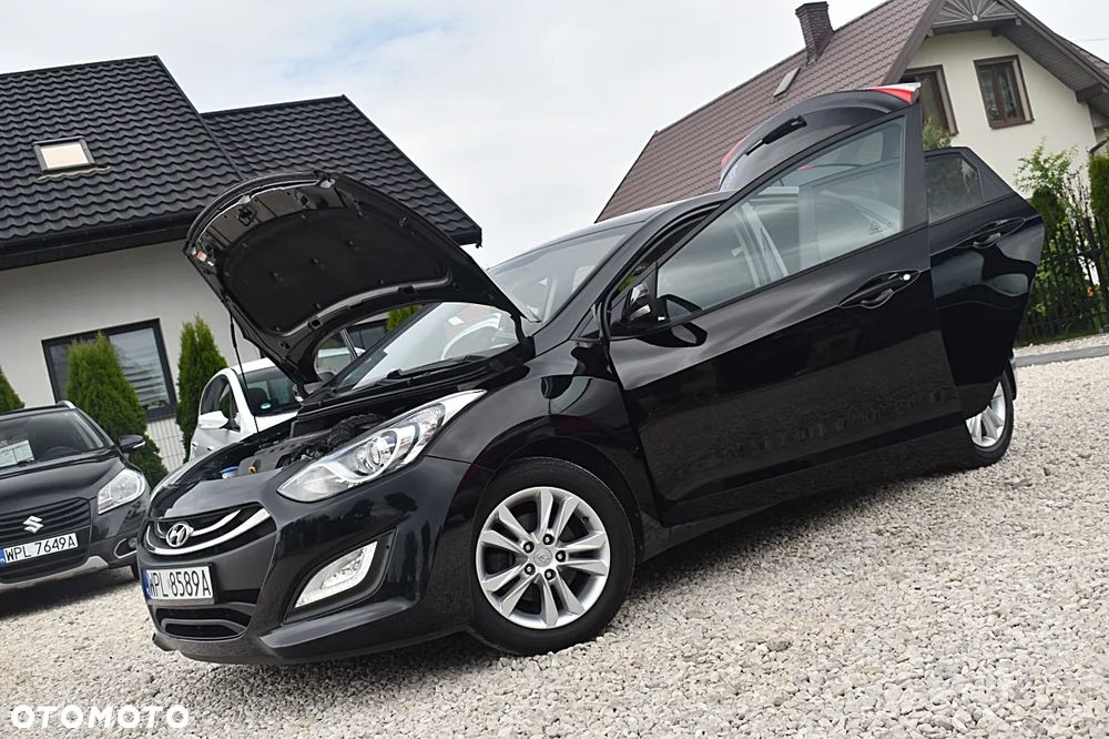 Hyundai i30 1.6 CRDI Trend - 12
