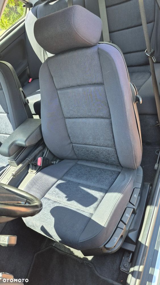 BMW Seria 3 - 10