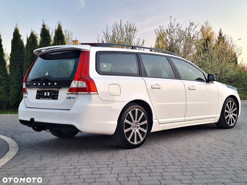 Volvo V70 T4 Momentum - 6