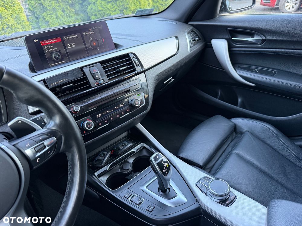 BMW Seria 1 120i M Sport - 22