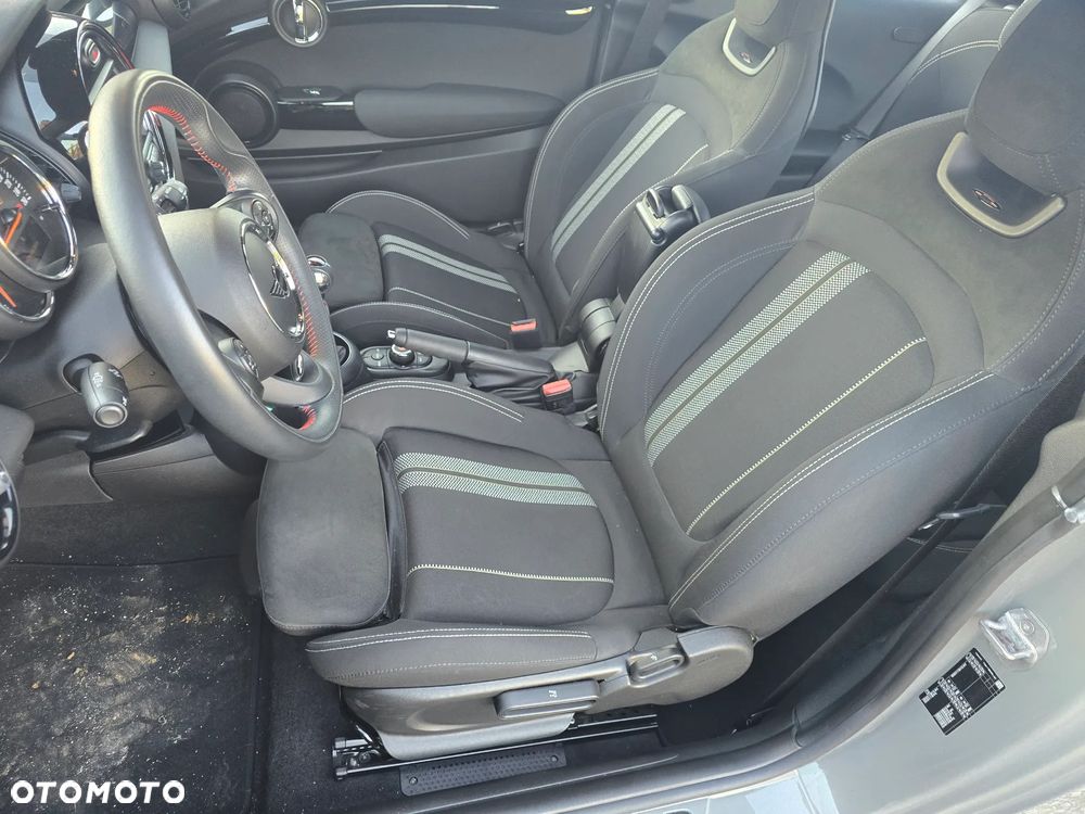 MINI ONE John Cooper Works Trim - 17