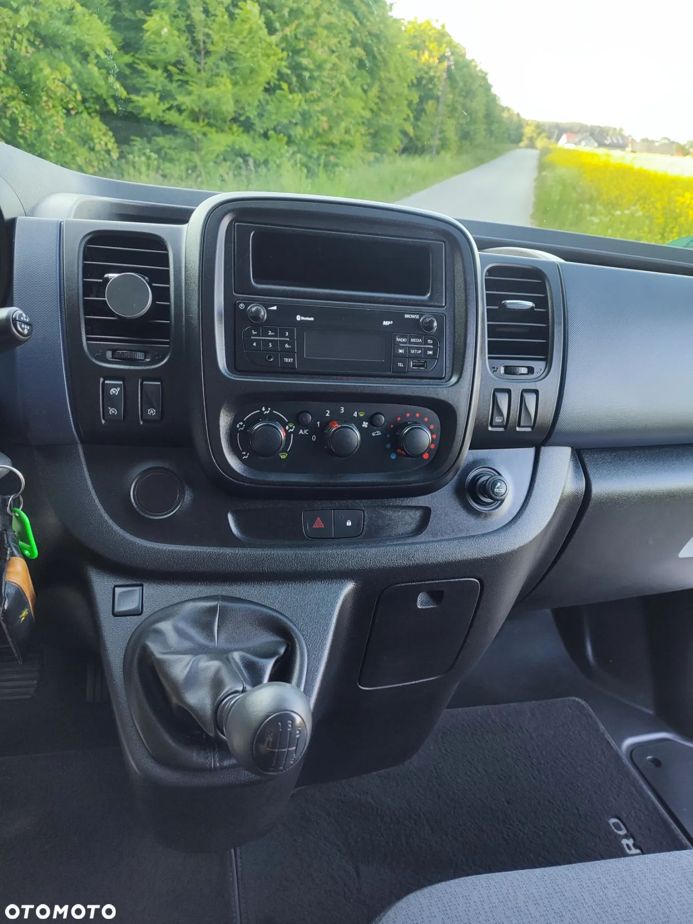 Opel VIVARO B - 21