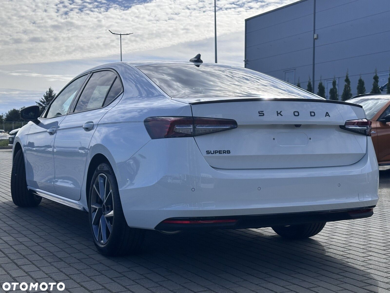 Skoda Superb 1.5 TSI Sportline DSG - 6