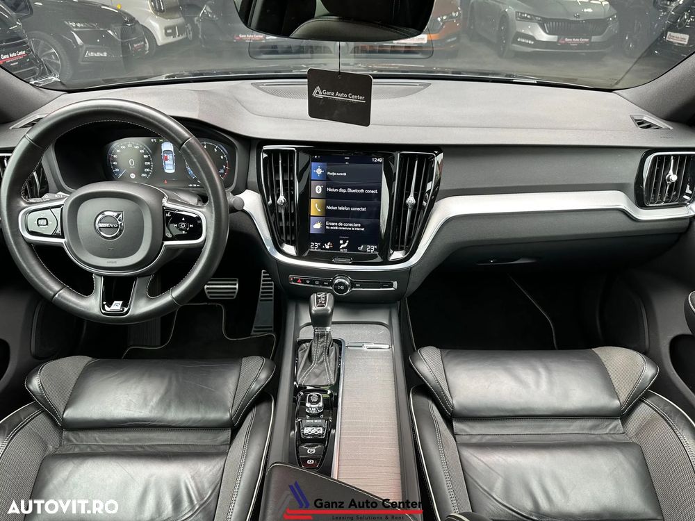 Volvo S60 T4 R-Design - 9