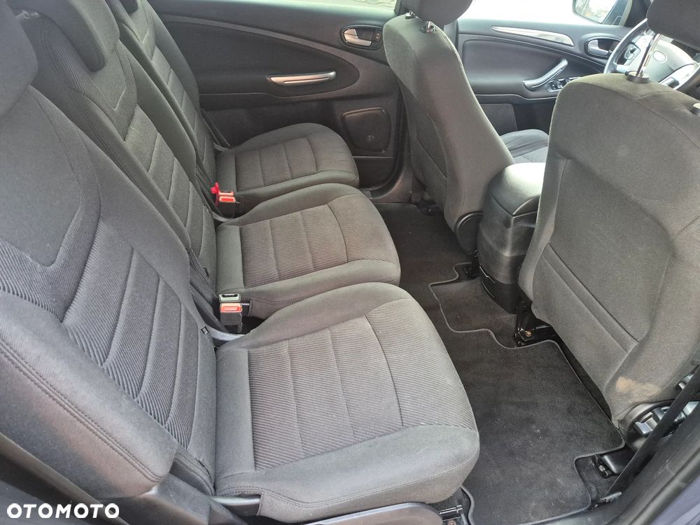 Ford S-Max 2.0 TDCi DPF Titanium - 17