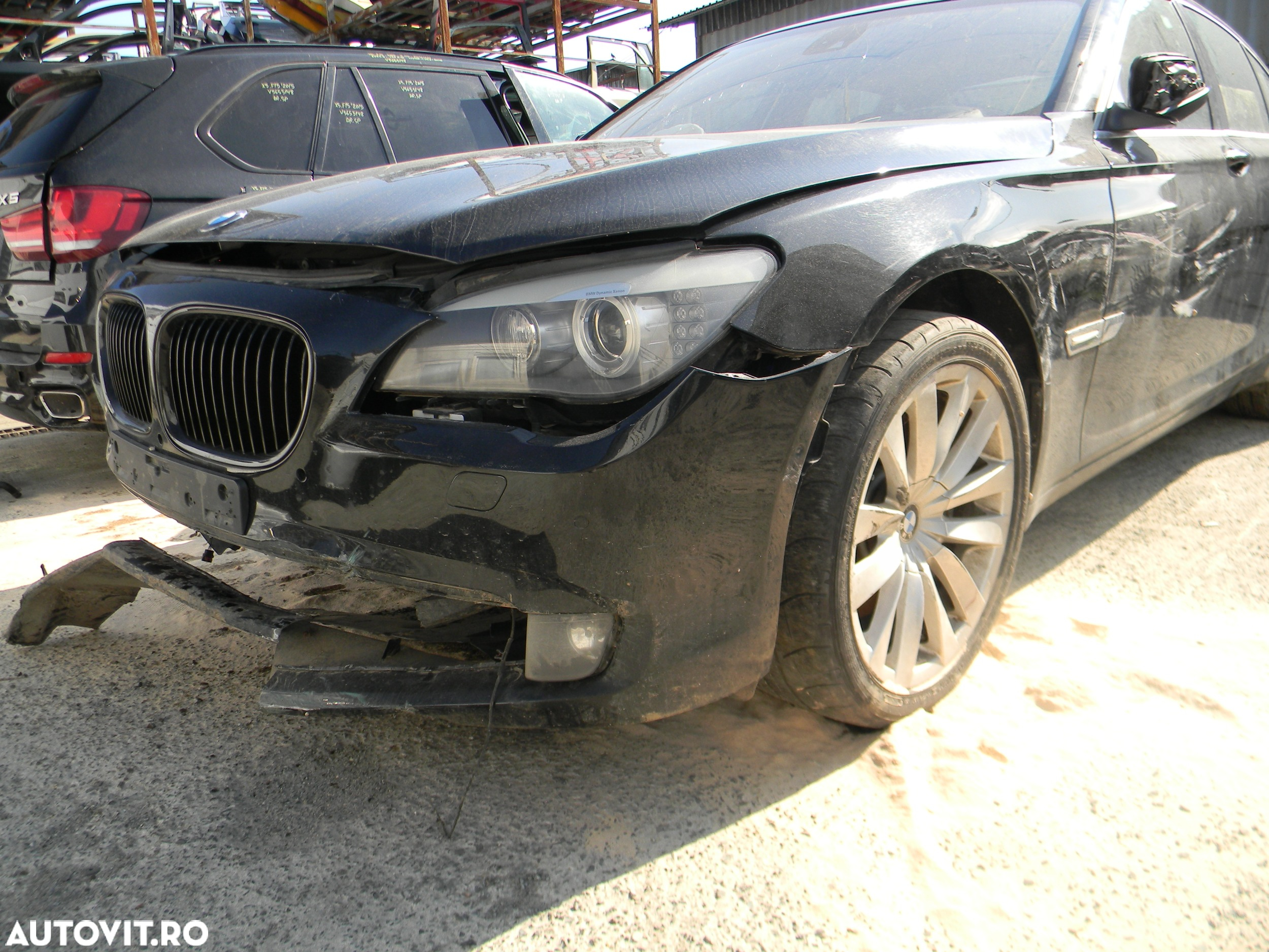 Dezmembrari  BMW 7 (F01, F02, F03, F04)  2008  > 2015 750 i Benzina - 8