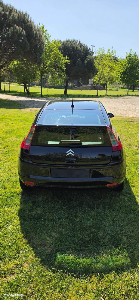 Citroën C4 1.6 HDi 110 VTR Pack - 12