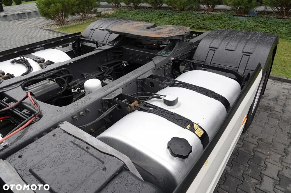 Volvo FH 500 / KLIMATYZACJA POSTOJOWA / OPONY 100% / I-SHIFT - 13