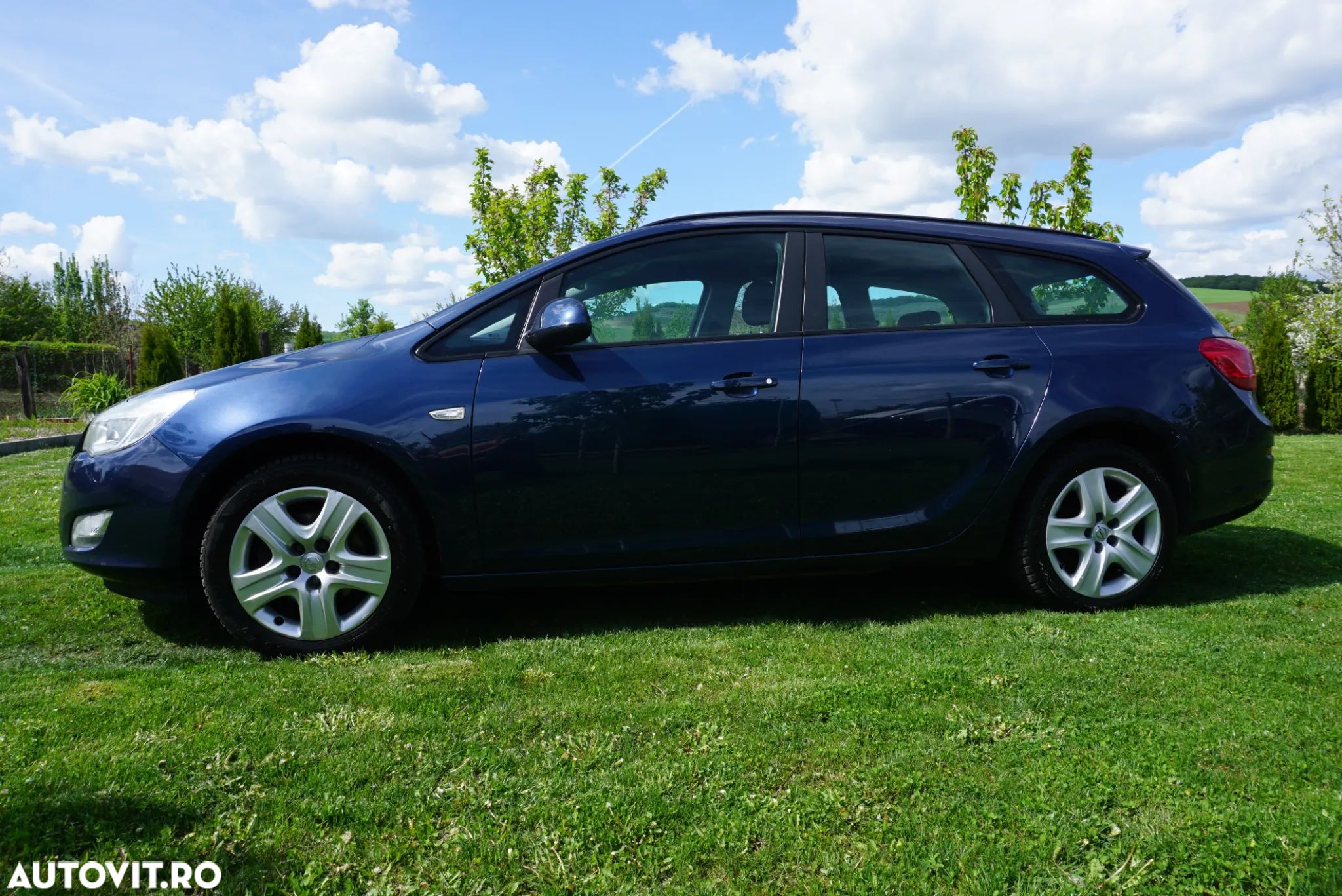 Opel Astra 2.0 CDTI DPF Innovation - 1