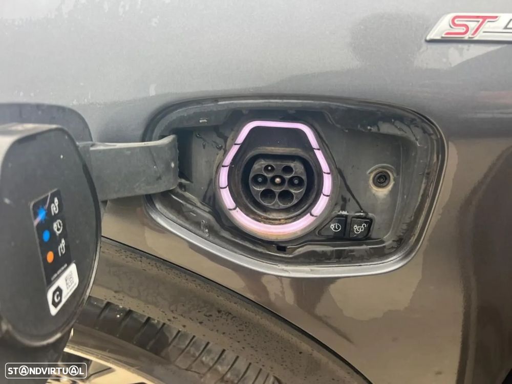 Ford Explorer - 8