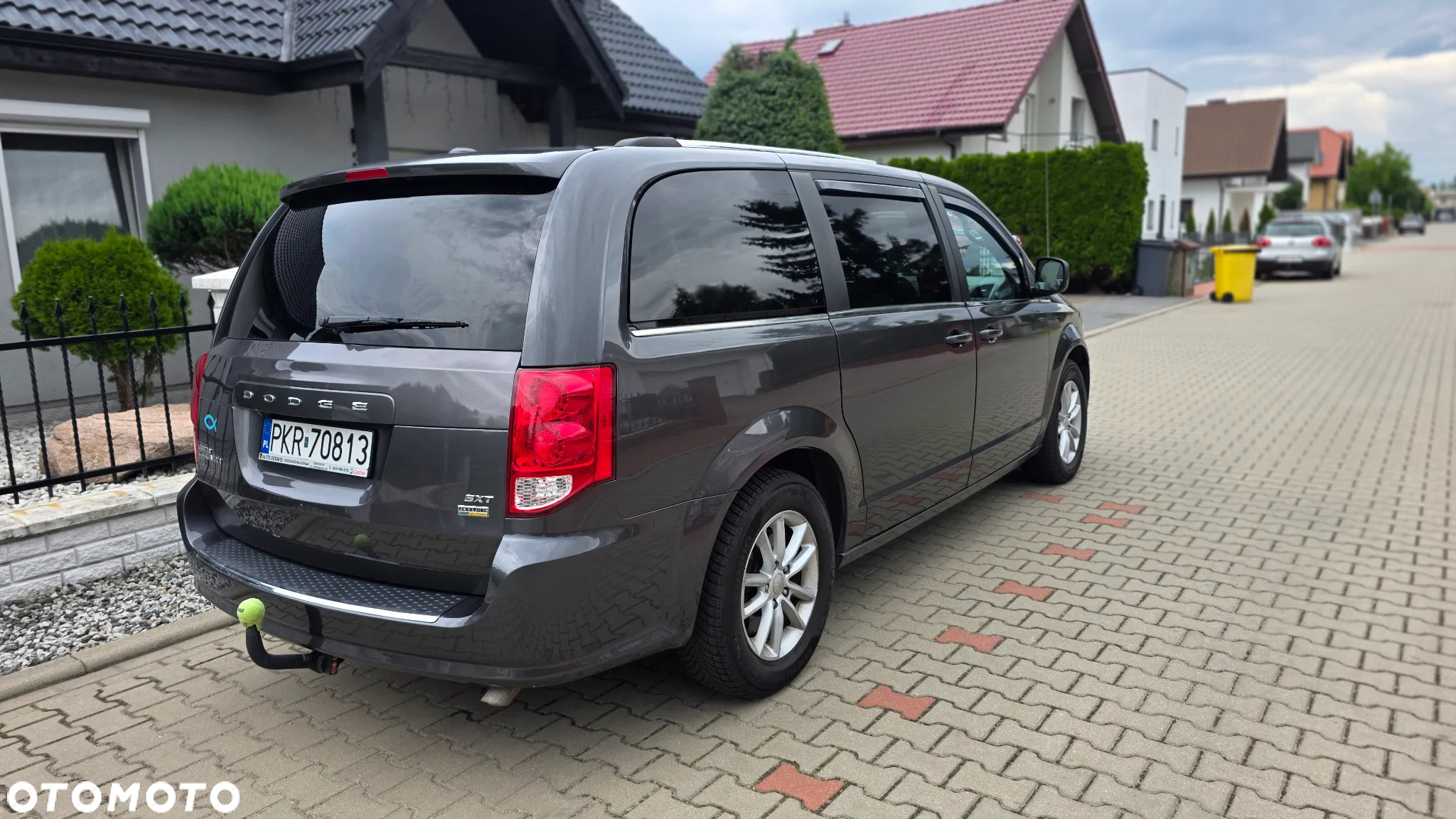 Dodge Grand Caravan - 8