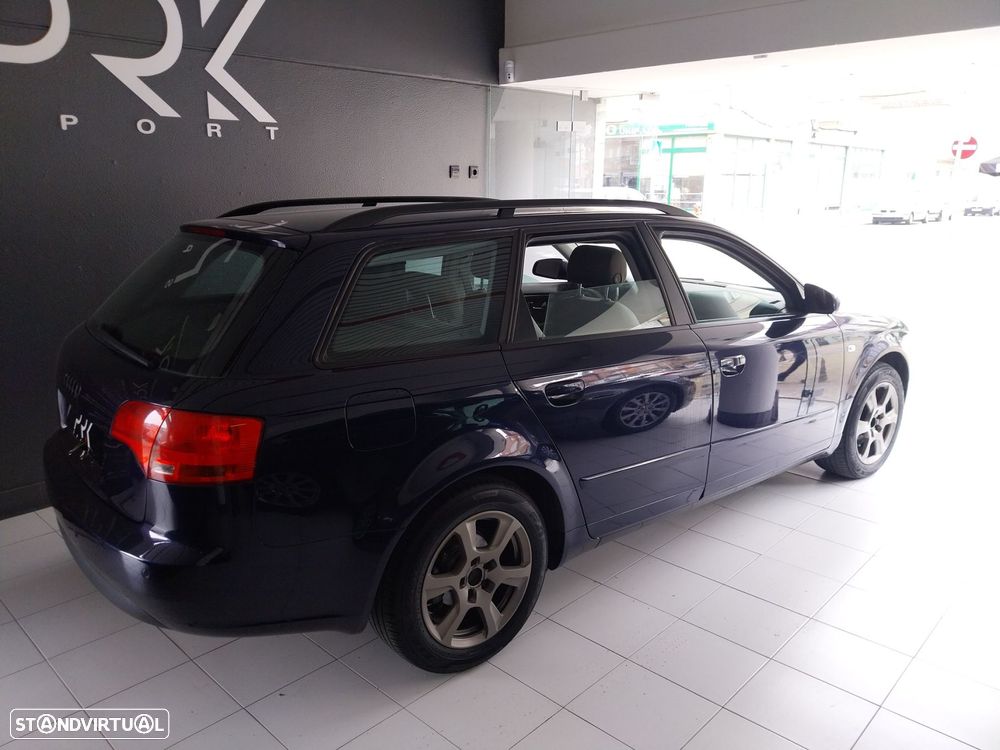 Audi A4 Avant 2.0 TDi - 4