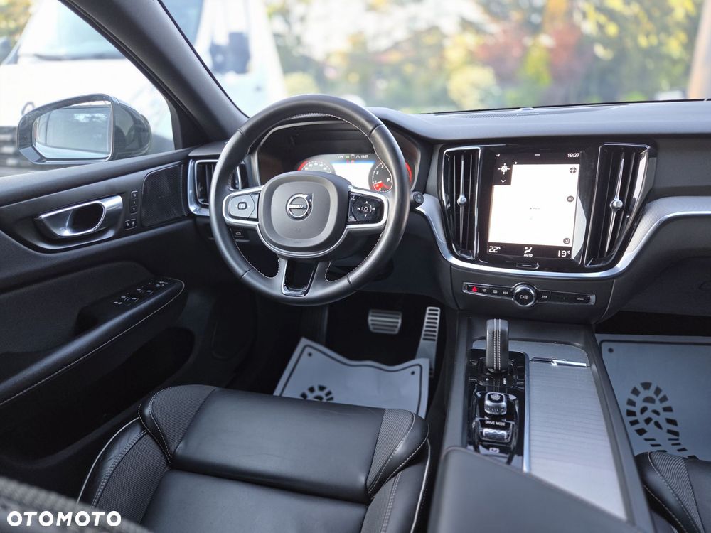 Volvo V60 B3 B Geartronic RDesign - 21