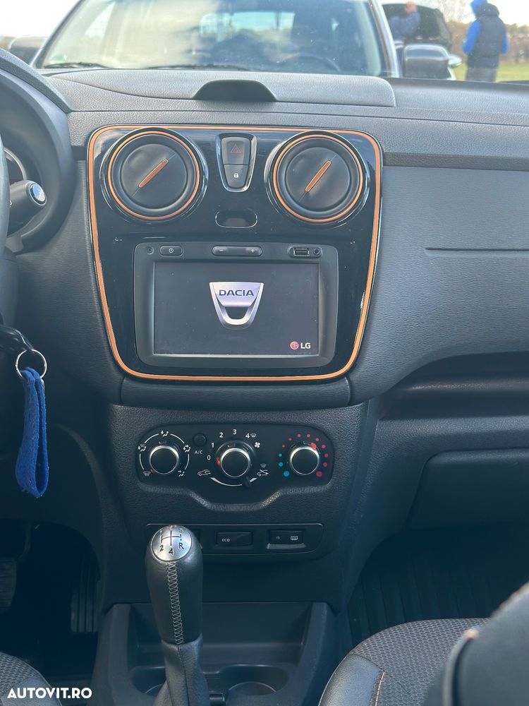 Dacia Lodgy TCe 115 Stepway - 7