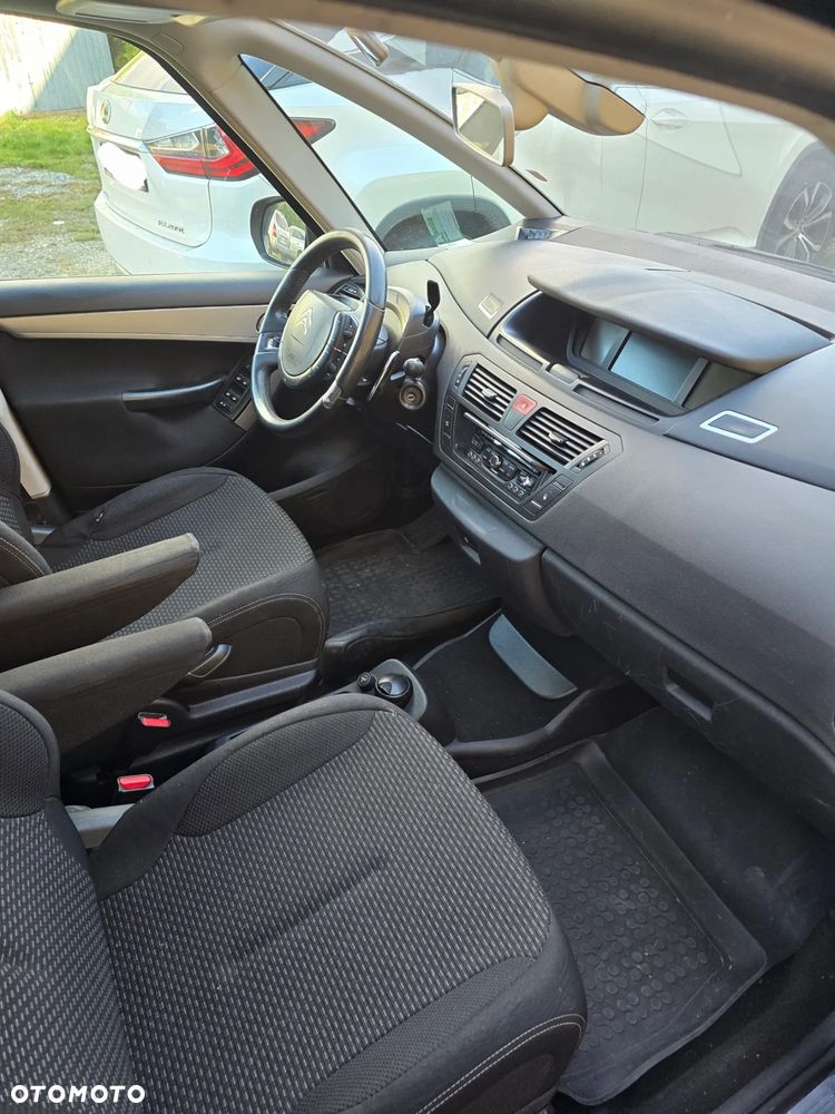 Citroën C4 Picasso - 10