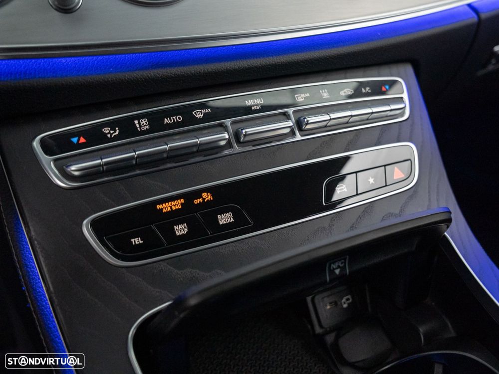 Mercedes-Benz E 300 de Avantgarde - 33