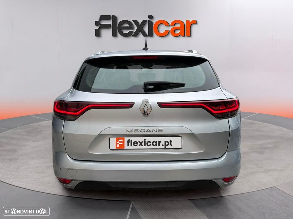 Renault Mégane Sport Tourer - 8