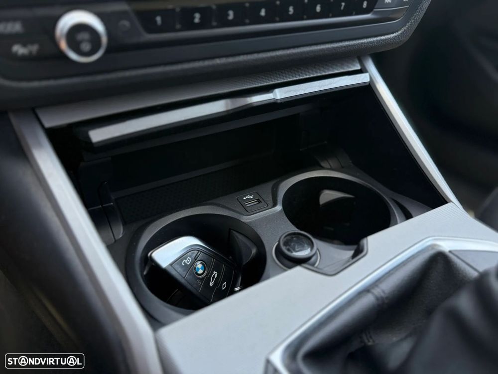 BMW 318 d Corporate Edition - 28