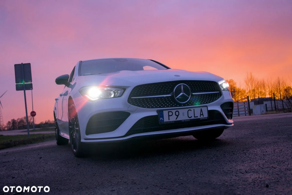 Mercedes-Benz CLA 180 AMG Line - 27