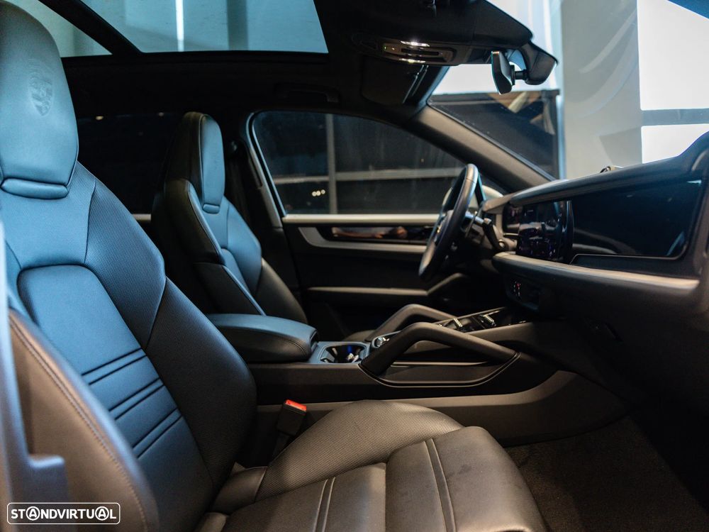 Porsche Cayenne E-Hybrid - 42