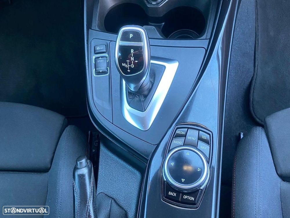 BMW 220 d Coupe Line Sport Auto - 13