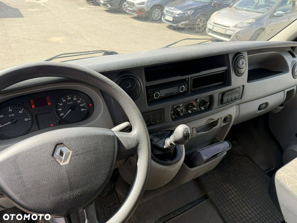 Renault Master - 18