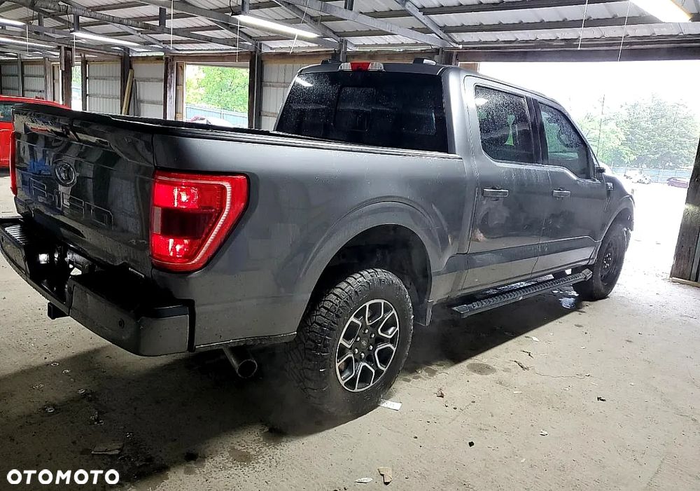 Ford F150 - 3