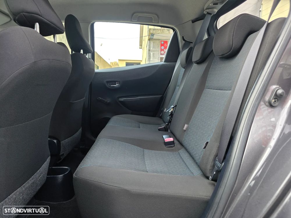 Toyota Yaris 1.0 VVT-i Comfort+P.Style - 15