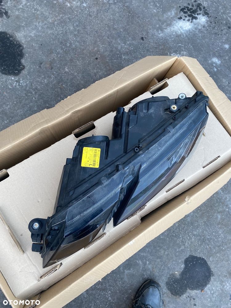 Skoda Octavia III 3 lift fl LAMPA PRZEDNIA LEWA  REFLEKTOR LEWY przedni  PRZÓD zwykła  EUROPA 5E1941015C Wwa - 5