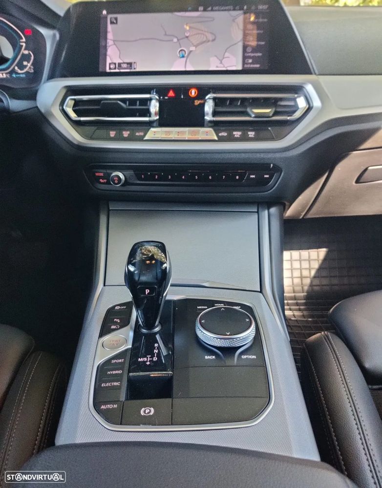 BMW 320 e Line Sport Auto - 12