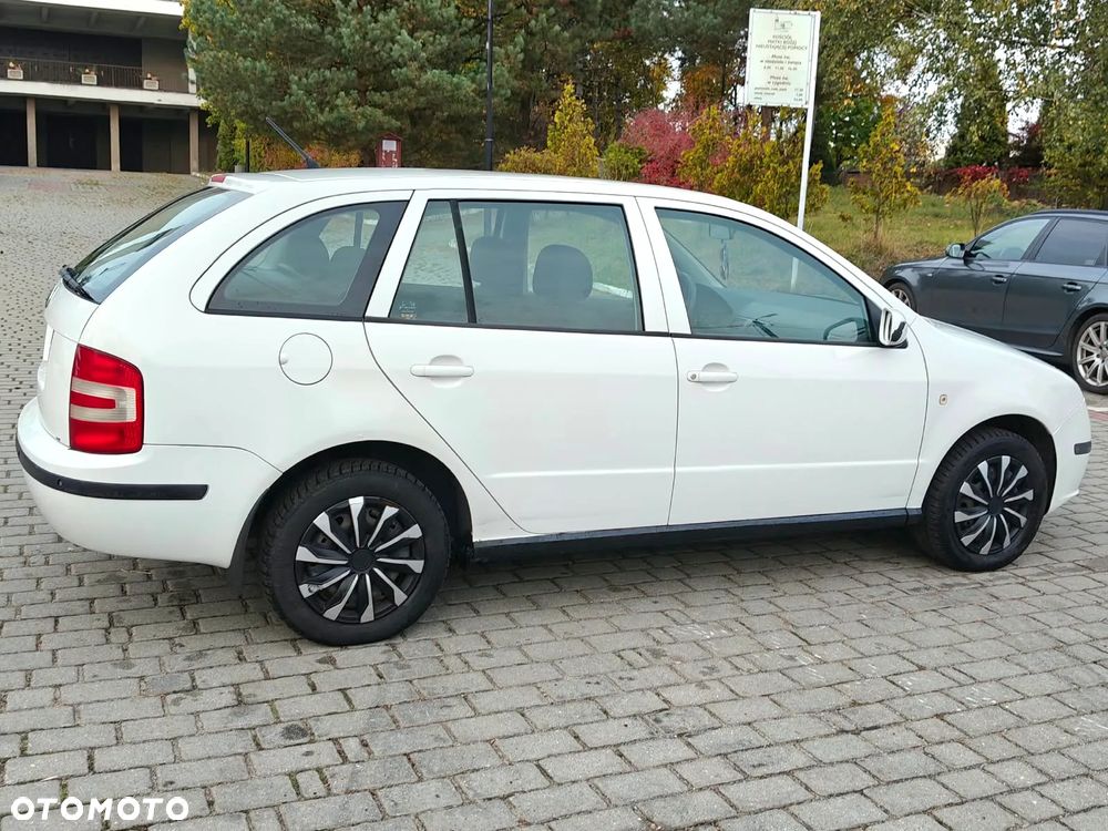 Skoda Fabia 1.4 16V Elegance - 21