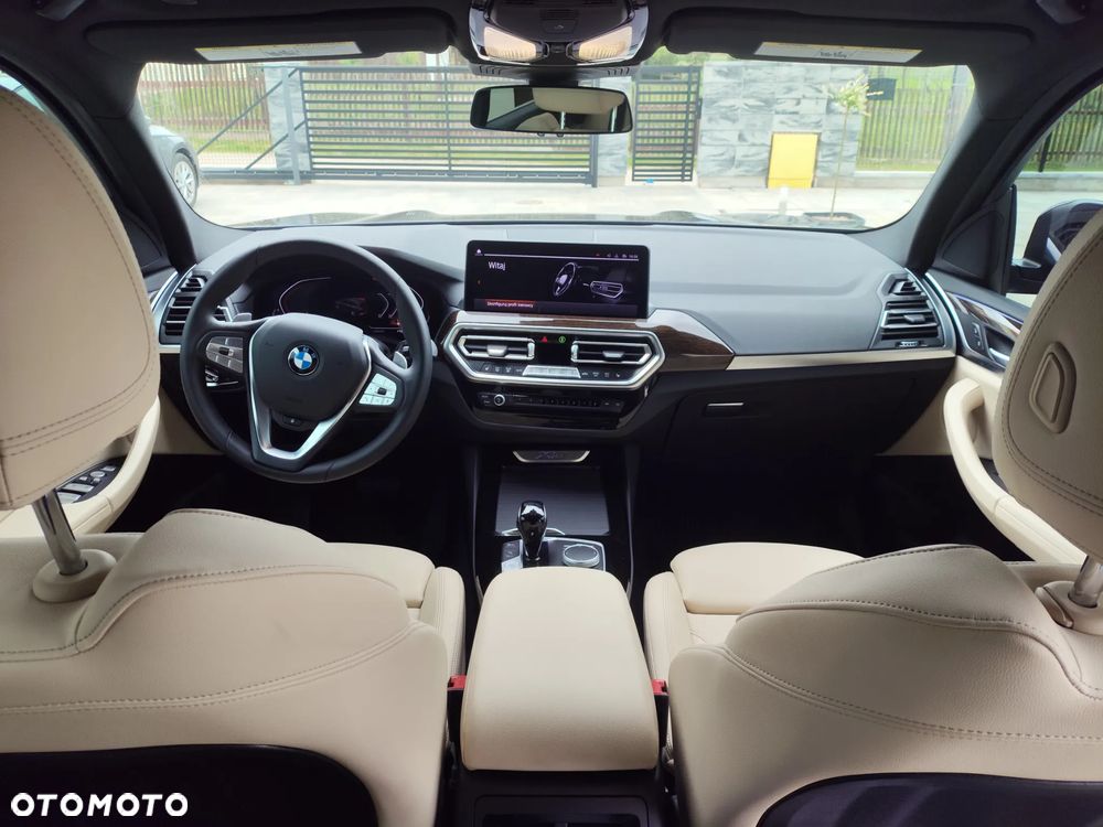 BMW X3 xDrive30i Luxury Line - 25