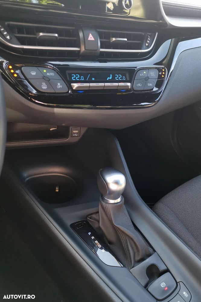 Toyota C-HR 1.8 HSD 122 CP 4x2 CVT C-ult Style - 17