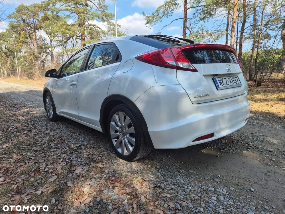 Honda Civic 2.2 i-DTEC Sport - 4