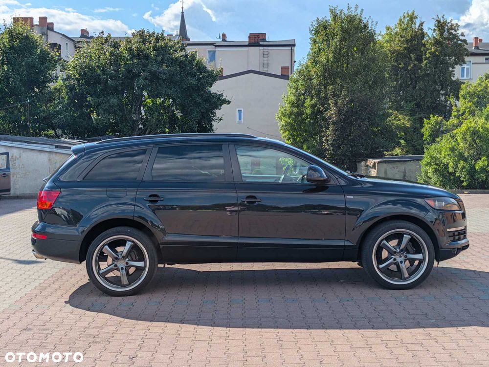 Audi Q7 - 4