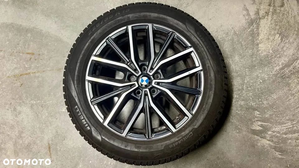 KOMPLET OPON Pirelli Cinturato Winter 2 - 225/55/R18 102 H na stylizowanych, aluminiowych felgach do BMW - 1